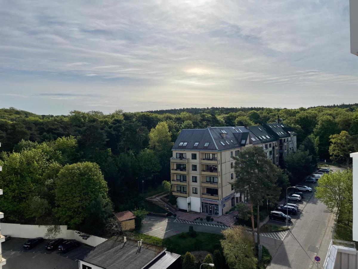Wolin-Travel Apartament Dom Przy Parku 미엥지즈드로예 외부 사진