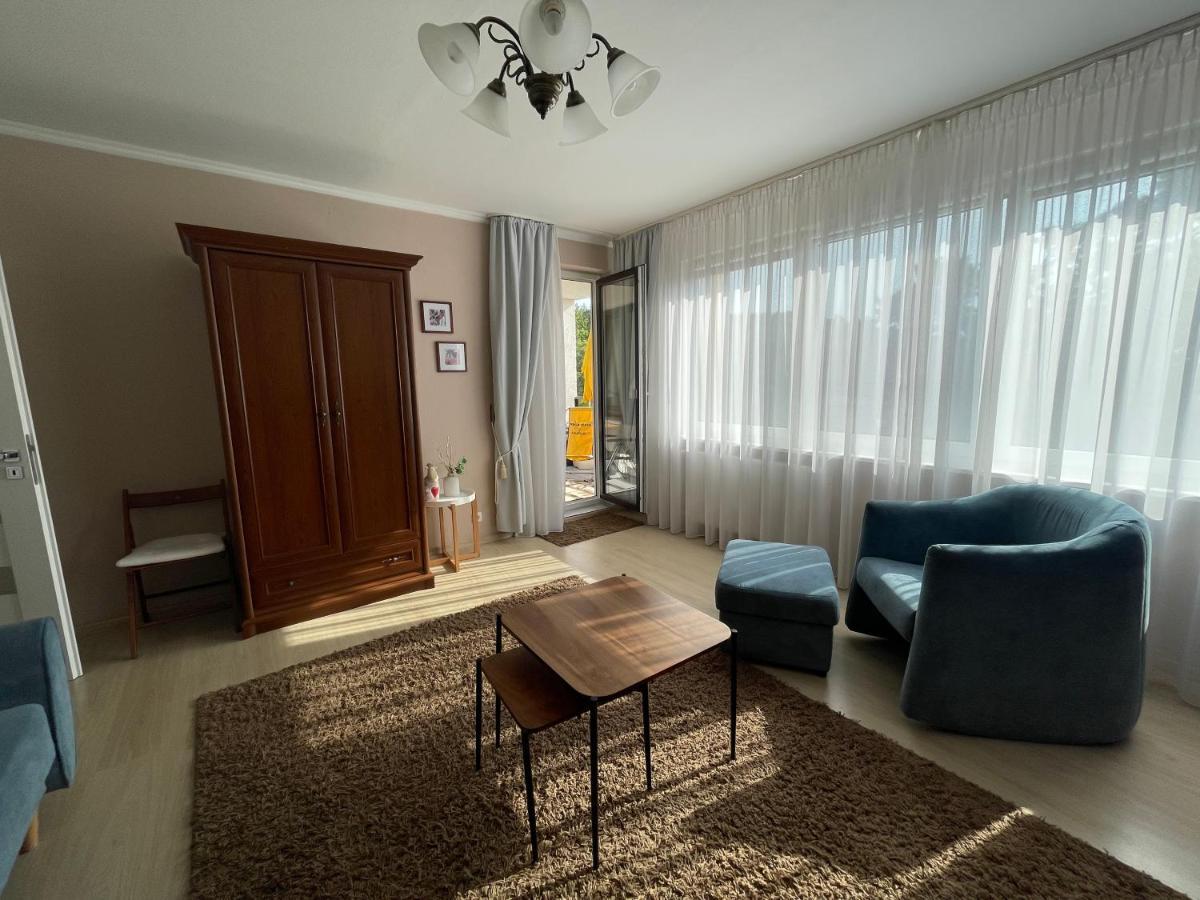 Wolin-Travel Apartament Dom Przy Parku 미엥지즈드로예 외부 사진