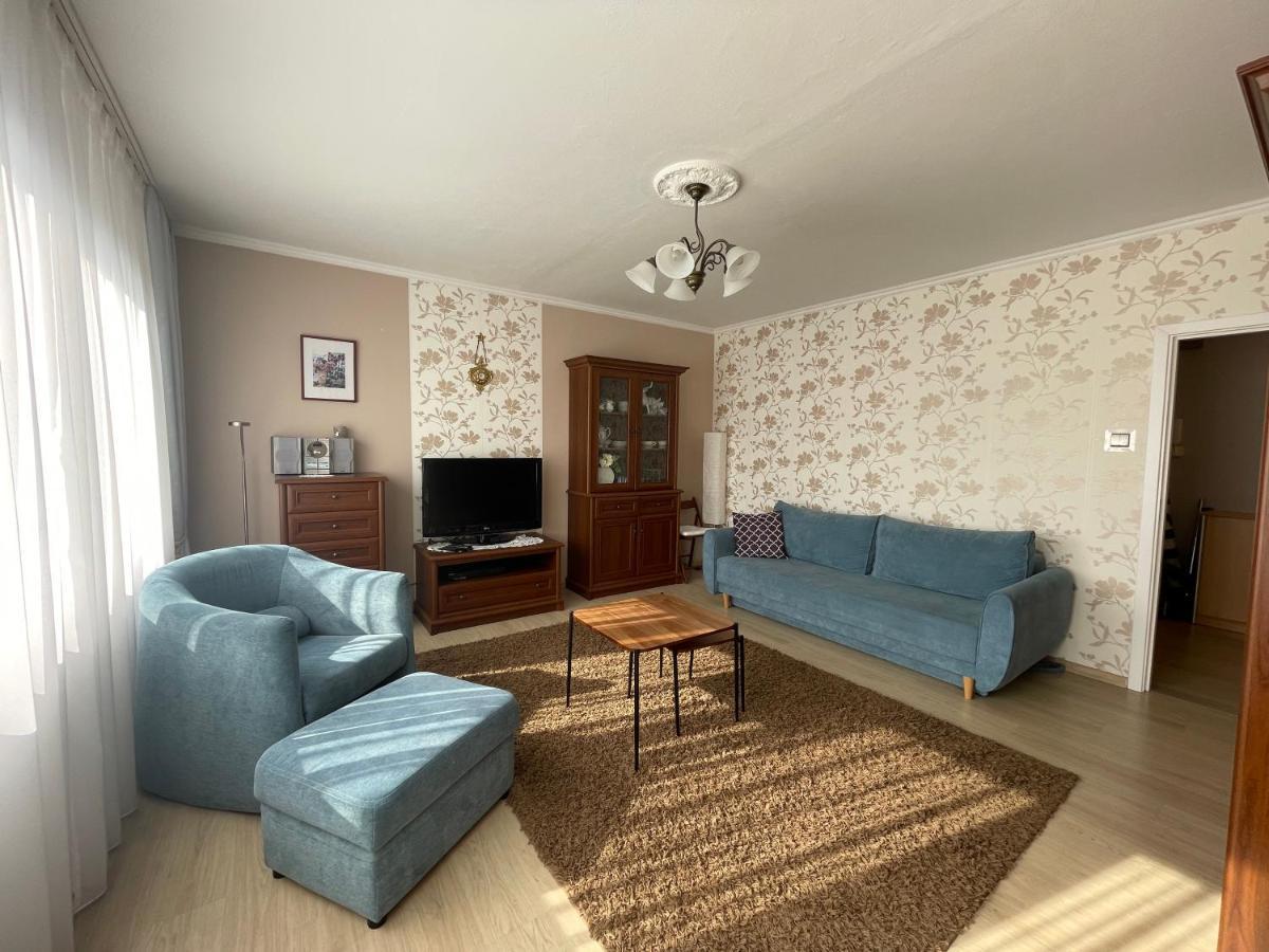 Wolin-Travel Apartament Dom Przy Parku 미엥지즈드로예 외부 사진