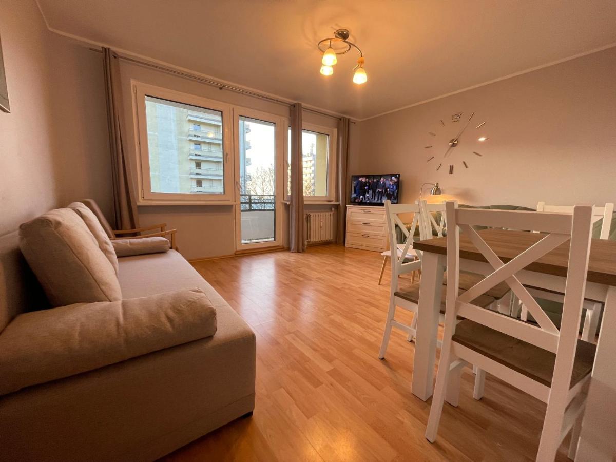 Wolin-Travel Apartament Dom Przy Parku 미엥지즈드로예 외부 사진