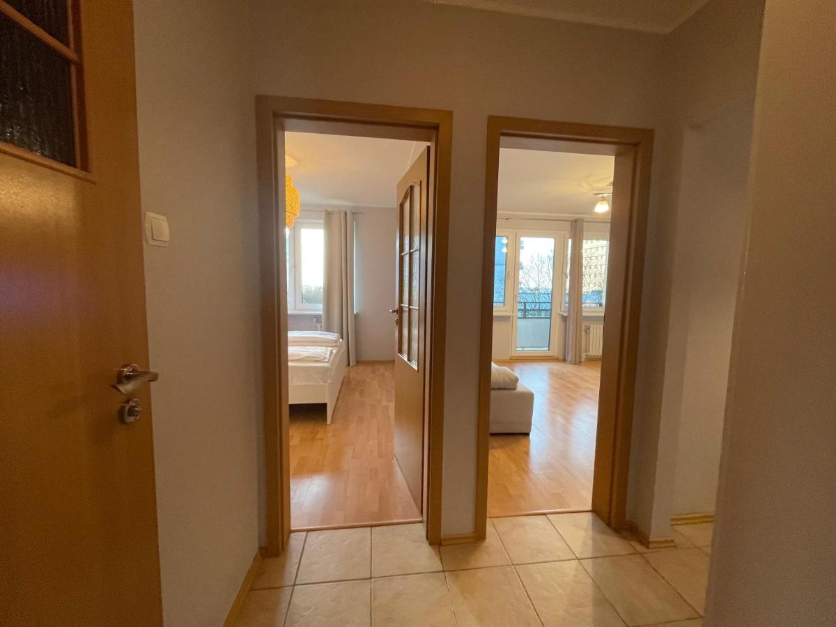 Wolin-Travel Apartament Dom Przy Parku 미엥지즈드로예 외부 사진