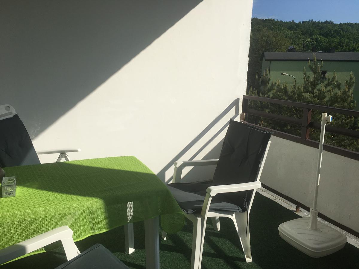 Wolin-Travel Apartament Dom Przy Parku 미엥지즈드로예 외부 사진